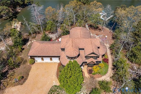 Tiny photo for 176 Baypointe Court Ct, Reedville, VA 22539 (MLS # 2609019)