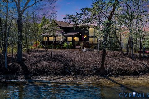 Tiny photo for 176 Baypointe Court Ct, Reedville, VA 22539 (MLS # 2609019)