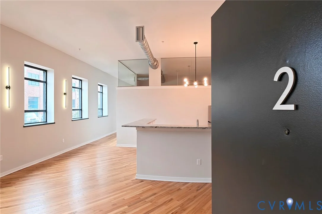 1716 Summit Avenue Unit 2