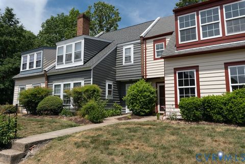 Photo of 814 Nantucket Court, North Chesterfield, VA 23236 (MLS # 2613528)