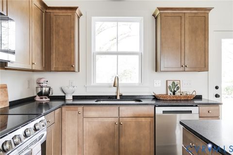 Tiny photo for 1408 Yale Avenue, Richmond, VA 23224 (MLS # 2608085)
