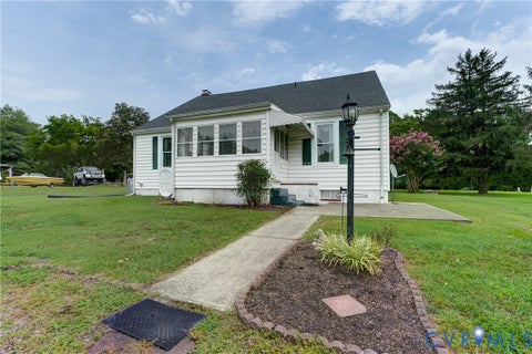 Tiny photo for 8445 McClellan Road, Mechanicsville, VA 23111 (MLS # 2620020)