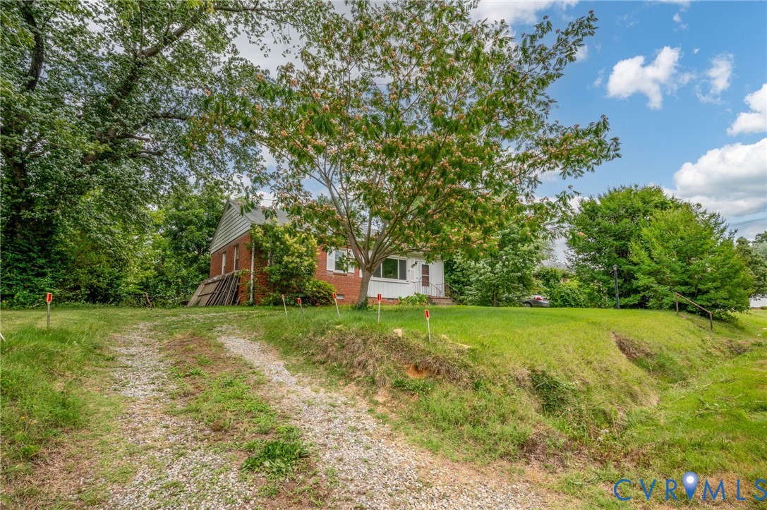 1704 Lyndover Road