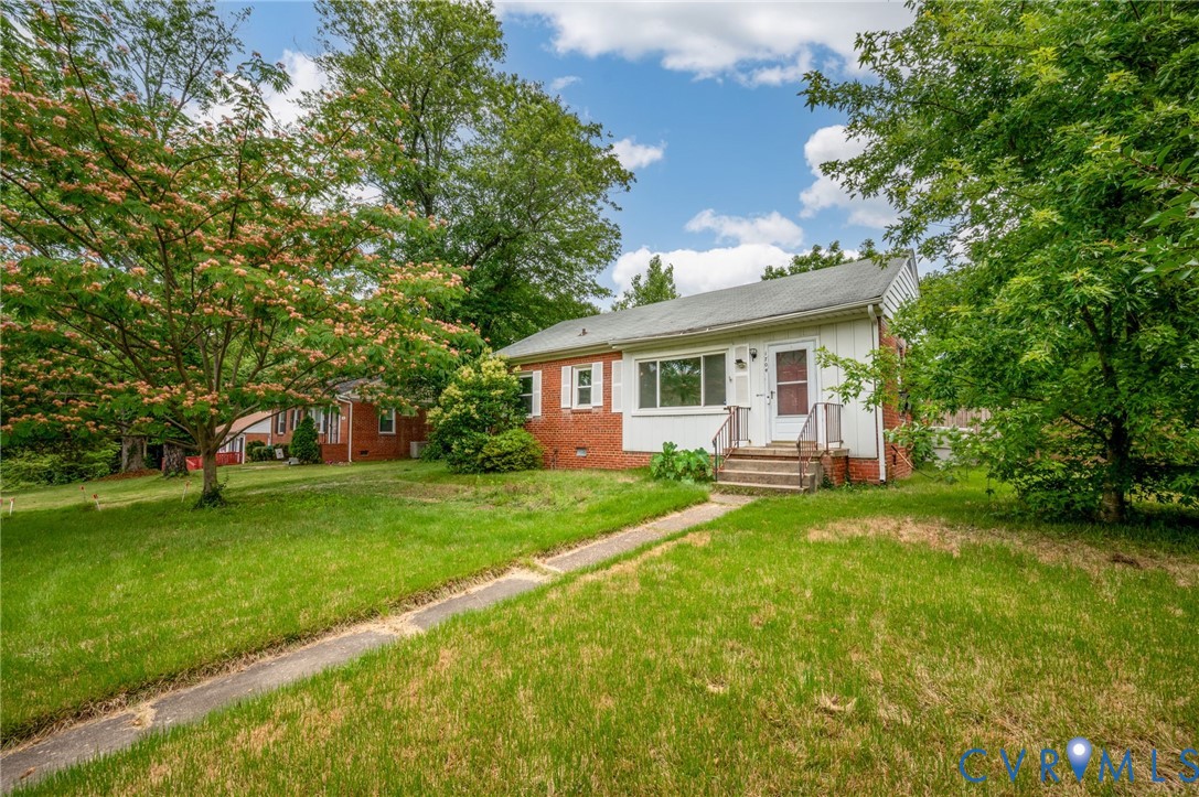 1704 Lyndover Road