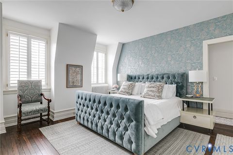 Tiny photo for 1015 W Franklin Street, Richmond, VA 23220 (MLS # 2608247)