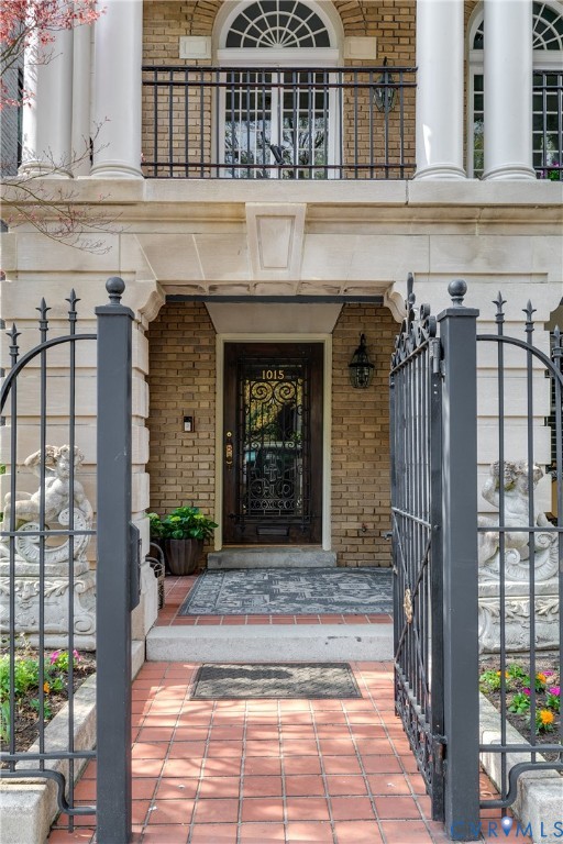 1015 W Franklin Street