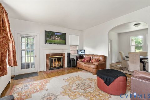 Tiny photo for 1900 9th Street, Victoria, VA 23974 (MLS # 2617174)
