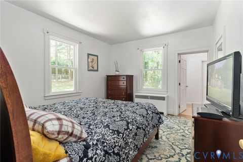 Tiny photo for 1900 9th Street, Victoria, VA 23974 (MLS # 2617174)