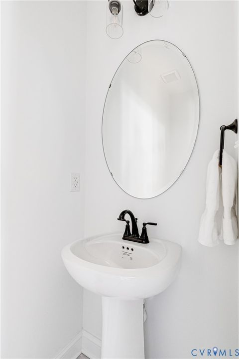 Tiny photo for 1813 Fairfax Avenue, Richmond, VA 23224 (MLS # 2608072)