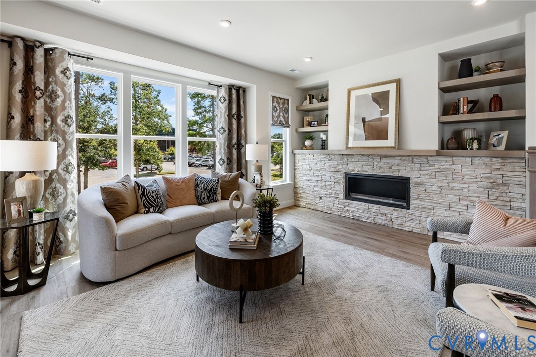 4444 Dominion Forest Circle