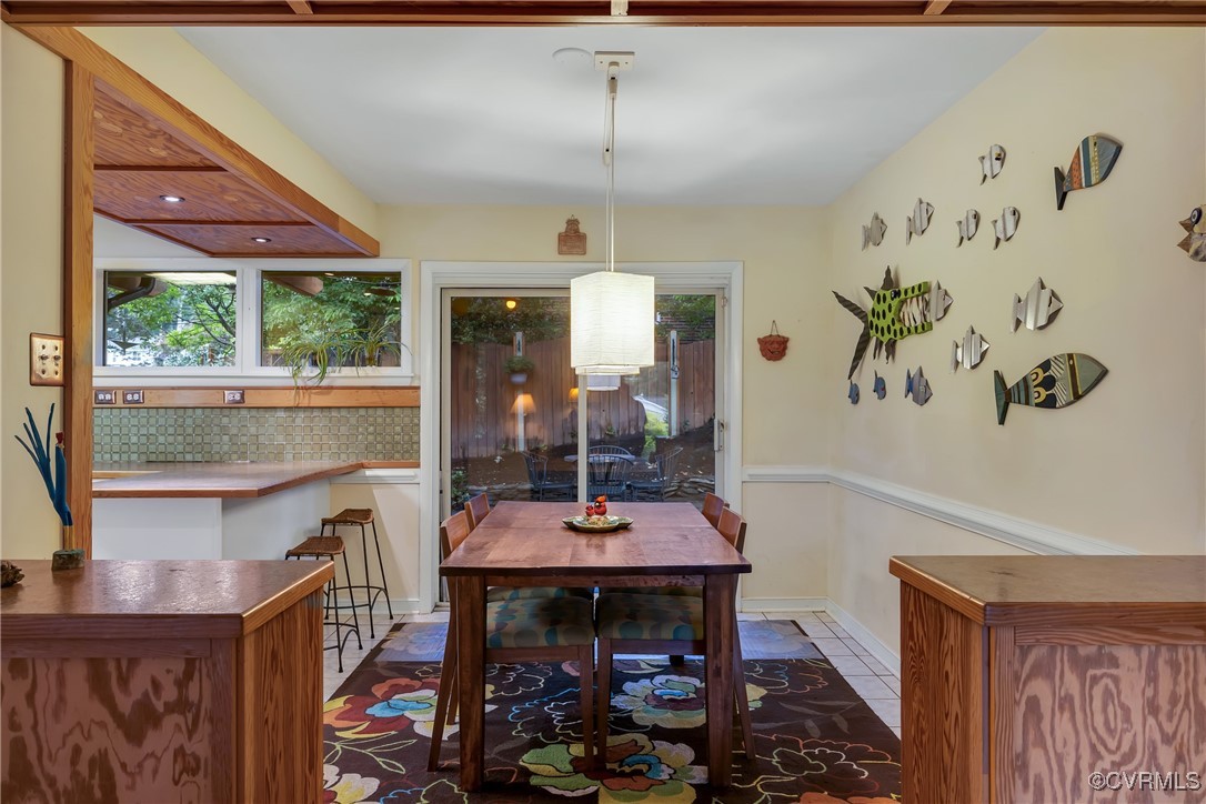 Henrico, Virginia 23229, United States, 3 Bedrooms Bedrooms, ,2 BathroomsBathrooms,Residential,Pending,154386