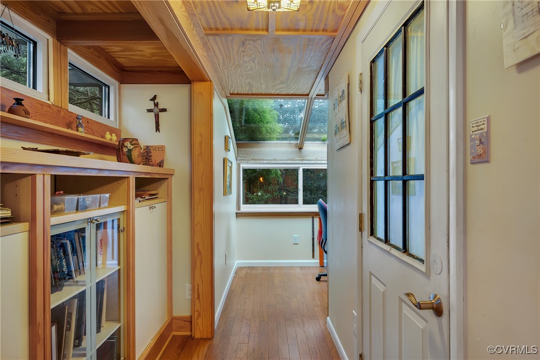 Henrico, Virginia 23229, United States, 3 Bedrooms Bedrooms, ,2 BathroomsBathrooms,Residential,Pending,154386