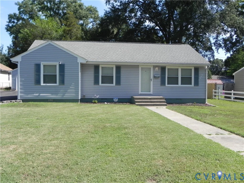 108 E Gray Street