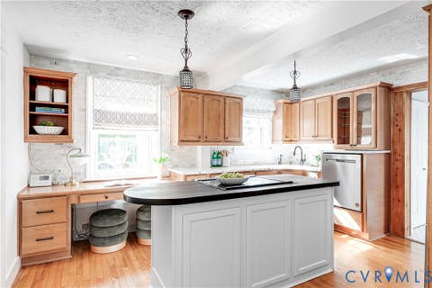 Tiny photo for 5817 Kensington Avenue, Richmond, VA 23226 (MLS # 2620819)