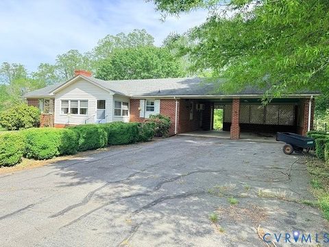 Photo of 19410 Oakwood Lane, Jetersville, VA 23083 (MLS # 2609661)