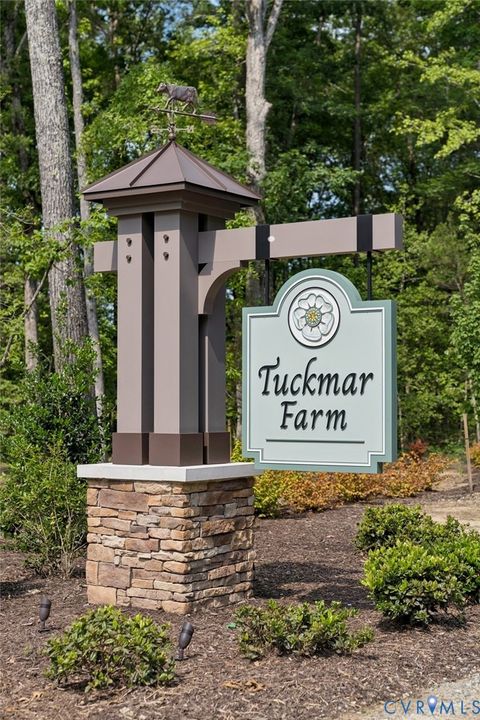 Tiny photo for 18301 Harvest View Court, Moseley, VA 23120 (MLS # 2604577)