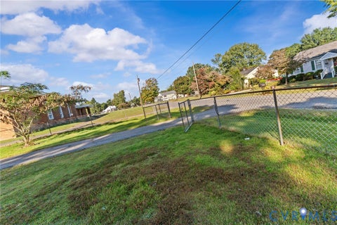 Tiny photo for 25615 Grant Avenue, Petersburg, VA 23803 (MLS # 2627703)