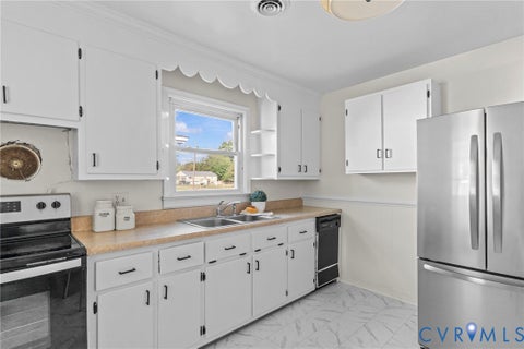Tiny photo for 25615 Grant Avenue, Petersburg, VA 23803 (MLS # 2627703)