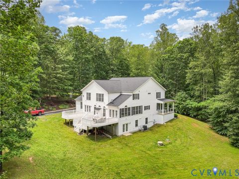 Photo of 160 Walnut Ridge Drive, Stafford, VA 22556 (MLS # 2533826)
