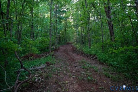 Tiny photo for 176 Ampthill Road, Cartersville, VA 23027 (MLS # 2611705)