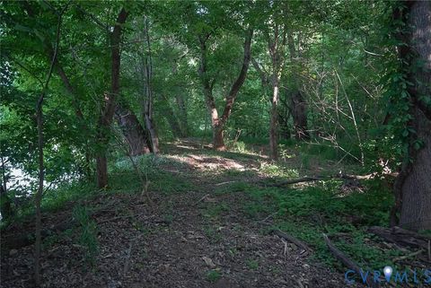 Tiny photo for 176 Ampthill Road, Cartersville, VA 23027 (MLS # 2611705)