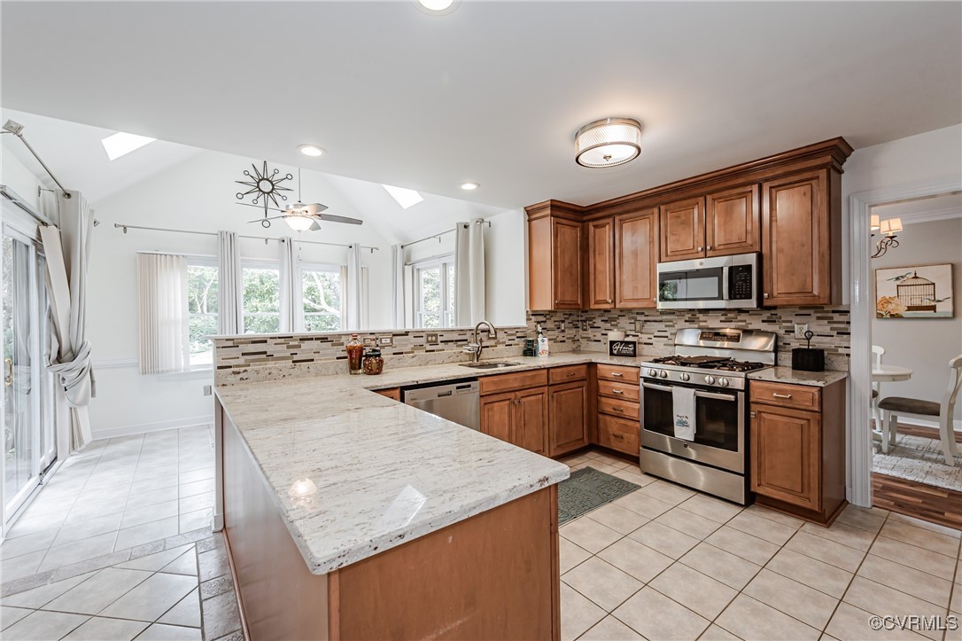 Photo 11 of 38 of 4519 Cedar Forest Road house