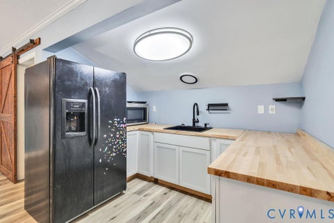 Tiny photo for 32 2nd Avenue AVE, Kilmarnock, VA 22482 (MLS # 2627817)