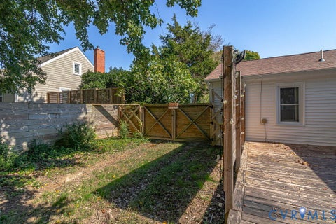 Tiny photo for 32 2nd Avenue AVE, Kilmarnock, VA 22482 (MLS # 2627817)