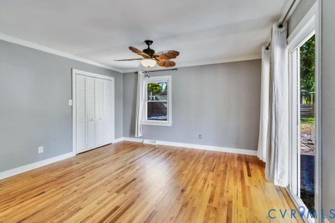 Tiny photo for 32 2nd Avenue AVE, Kilmarnock, VA 22482 (MLS # 2627817)