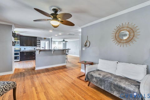 Tiny photo for 32 2nd Avenue AVE, Kilmarnock, VA 22482 (MLS # 2627817)