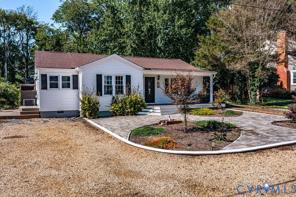 32 2nd Avenue Ave