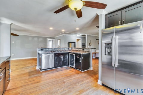 Tiny photo for 32 2nd Avenue AVE, Kilmarnock, VA 22482 (MLS # 2627817)