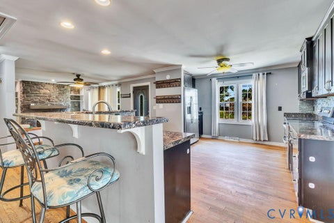 Tiny photo for 32 2nd Avenue AVE, Kilmarnock, VA 22482 (MLS # 2627817)