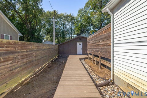 Tiny photo for 32 2nd Avenue AVE, Kilmarnock, VA 22482 (MLS # 2627817)