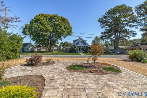 Tiny photo for 32 2nd Avenue AVE, Kilmarnock, VA 22482 (MLS # 2627817)