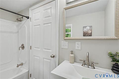 Tiny photo for 207 Kentucky Avenue, Petersburg, VA 23803 (MLS # 2622057)