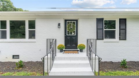 A home in South Chesterfield