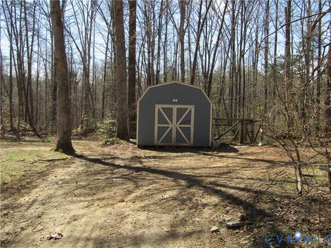 Tiny photo for 5705 Community House Road, Columbia, VA 23038 (MLS # 2611384)