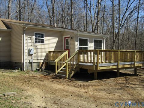 Tiny photo for 5705 Community House Road, Columbia, VA 23038 (MLS # 2611384)