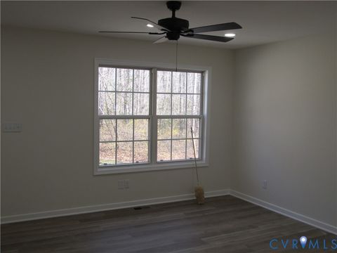 Tiny photo for 5705 Community House Road, Columbia, VA 23038 (MLS # 2611384)