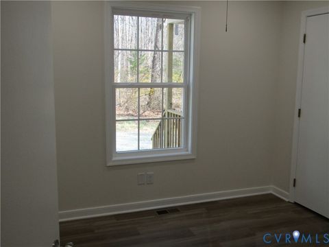 Tiny photo for 5705 Community House Road, Columbia, VA 23038 (MLS # 2611384)