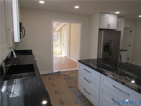Tiny photo for 5705 Community House Road, Columbia, VA 23038 (MLS # 2611384)