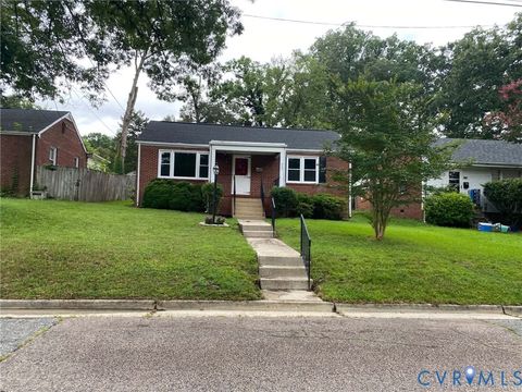 Tiny photo for 605 Walnut Avenue, Colonial Heights, VA 23834 (MLS # 2619706)