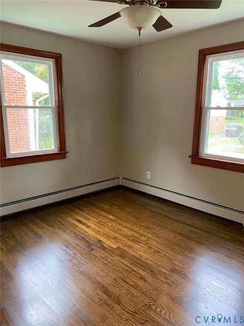 Tiny photo for 605 Walnut Avenue, Colonial Heights, VA 23834 (MLS # 2619706)