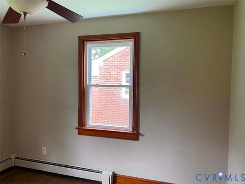 Tiny photo for 605 Walnut Avenue, Colonial Heights, VA 23834 (MLS # 2619706)