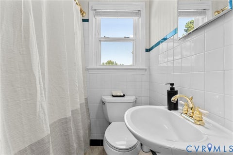 Tiny photo for 1400 W Carolina Avenue, Nottoway, VA 23930 (MLS # 2625494)