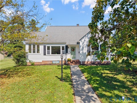 Tiny photo for 1400 W Carolina Avenue, Nottoway, VA 23930 (MLS # 2625494)