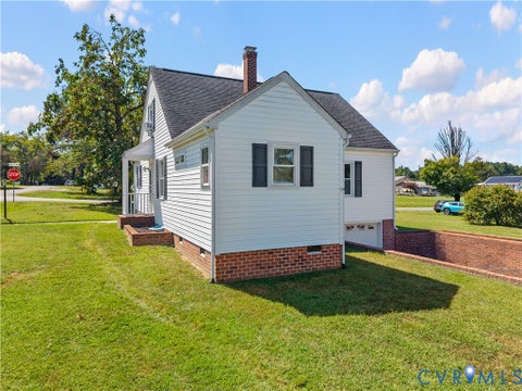 Tiny photo for 1400 W Carolina Avenue, Nottoway, VA 23930 (MLS # 2625494)