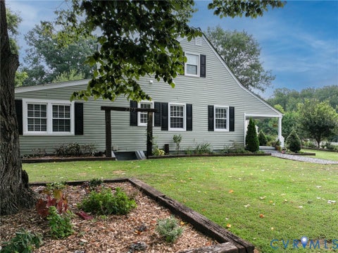 Tiny photo for 2515 Hey Road, Richmond, VA 23224 (MLS # 2621887)