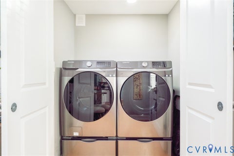 Tiny photo for 2515 Hey Road, Richmond, VA 23224 (MLS # 2621887)